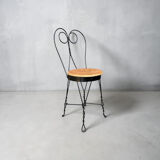 Set of 4 vintage wrought iron chairs from the 1940s.