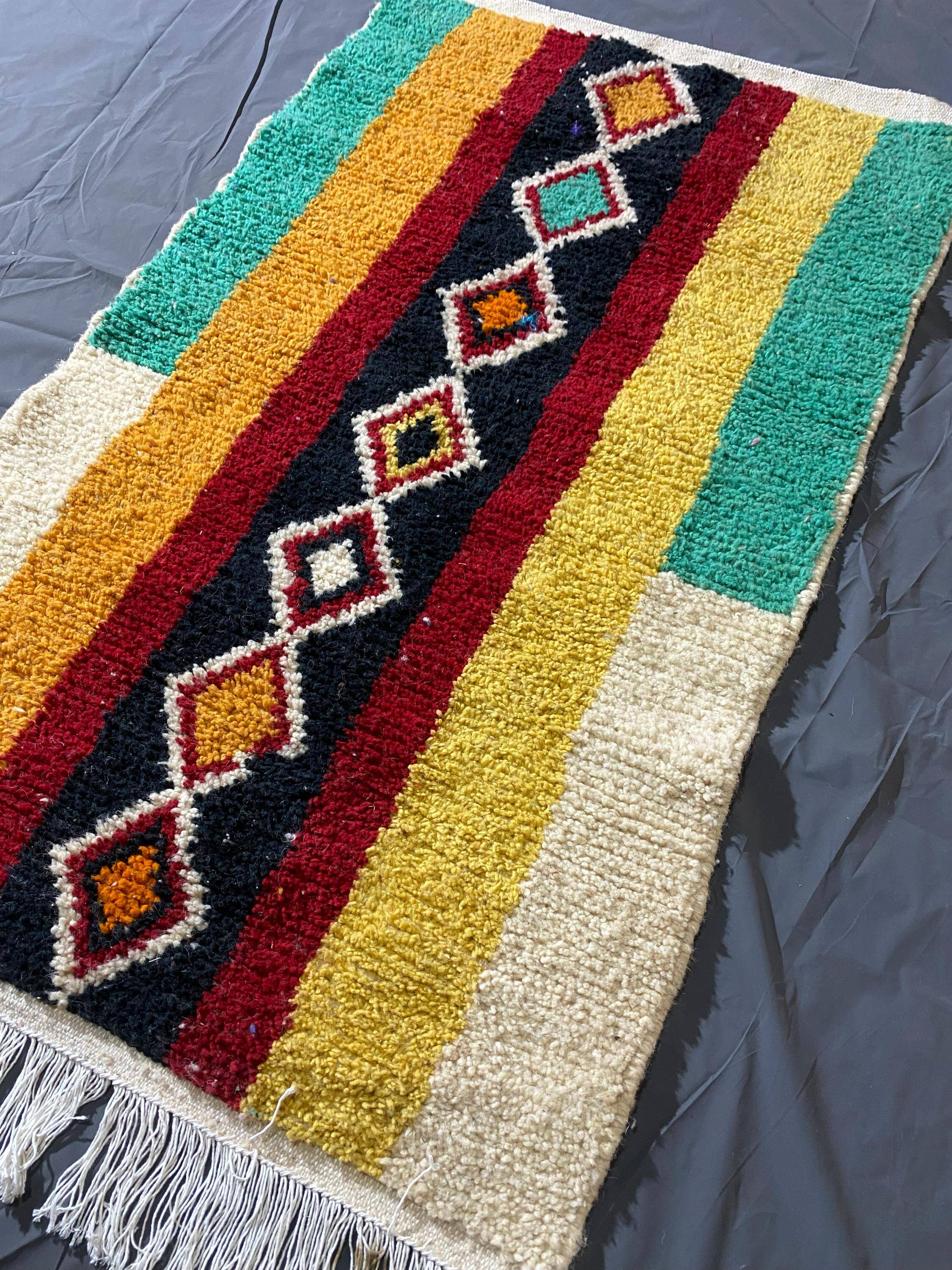 Handmade traditional carpet 250cm x 150cm Moroccan