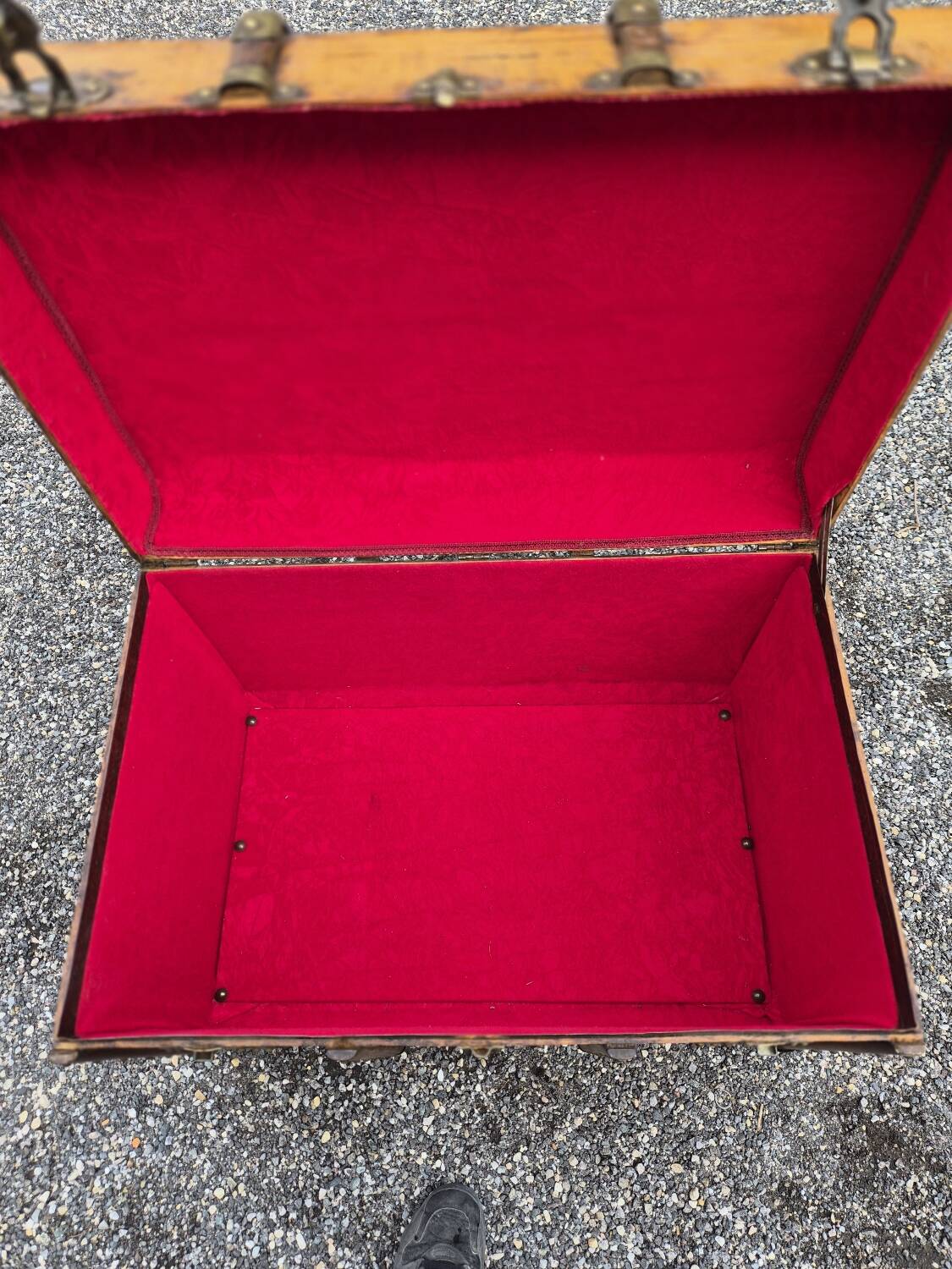 Antique toy chest/trunk/bar