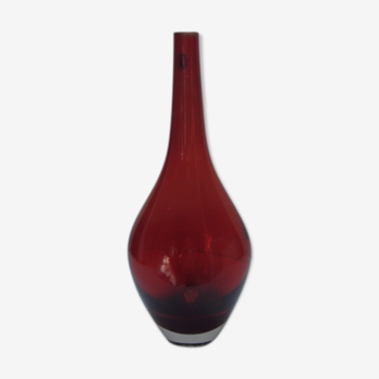 Vases red