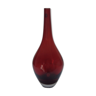 Vases red