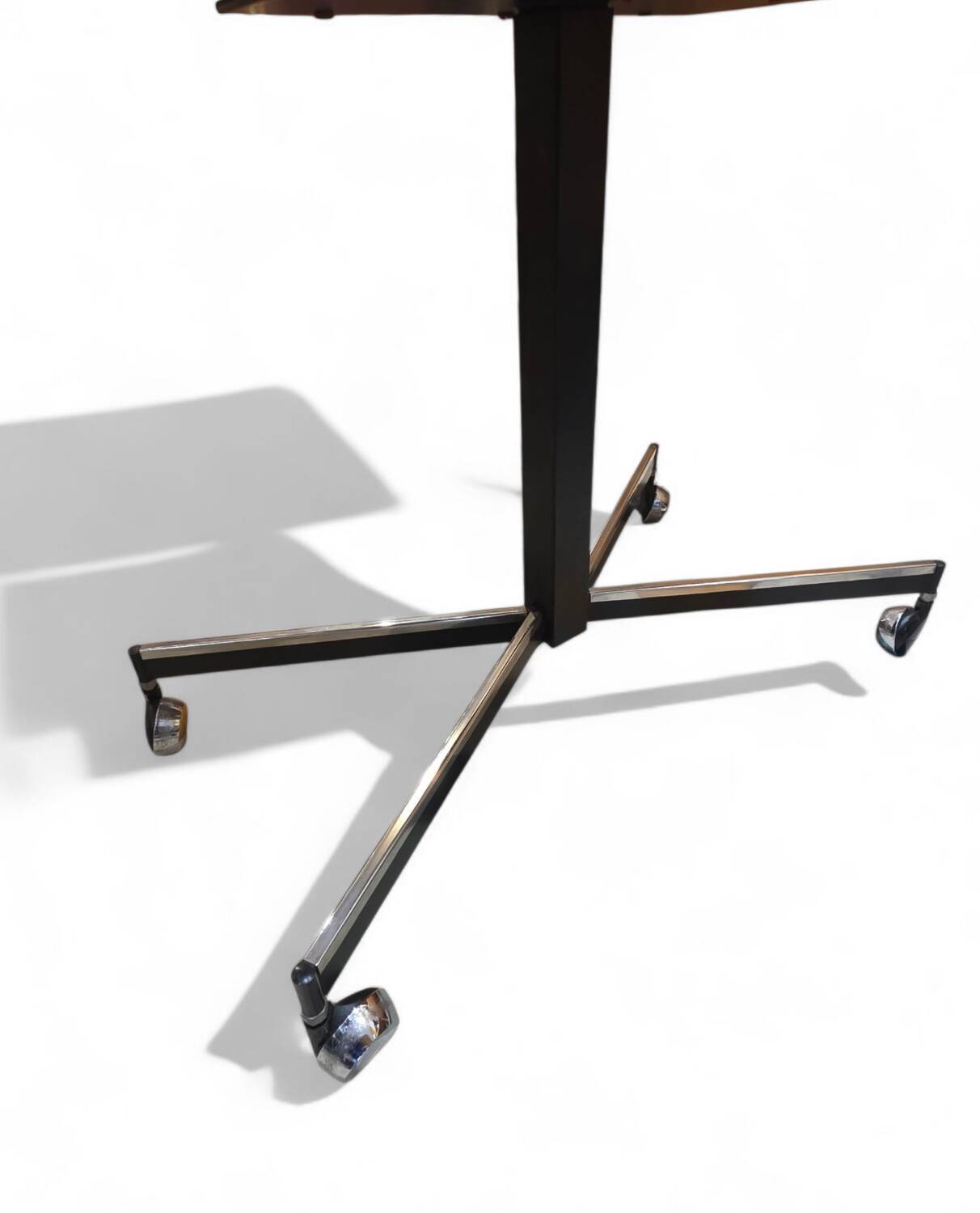 Vintage Scandinavian coffee table - Circa 1970