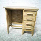 Child minister desk