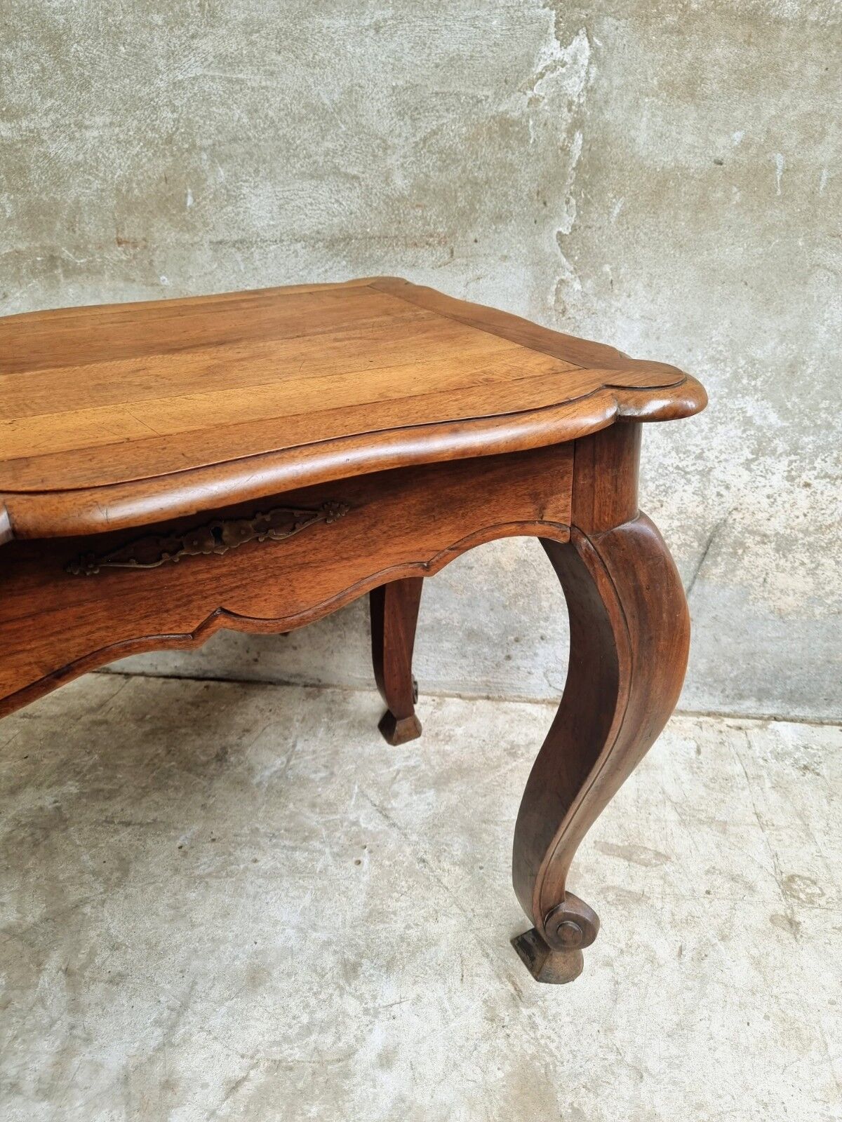 Table à manger, table d'appoint, bureau noyer 70x173cm
