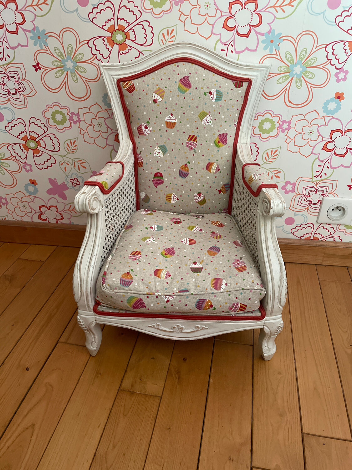 Child armchair