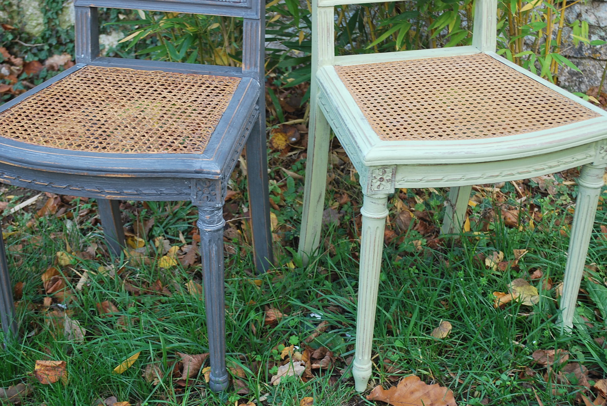 Duo of vintage chairs patinated