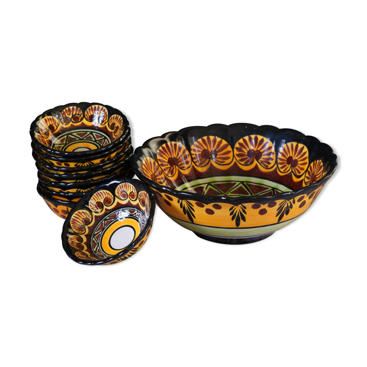 Set of eight 1970's dessert bowls and matching serving bowl