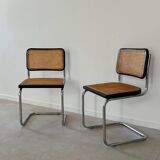 Paire de chaises Marcel Breuer noire cannage