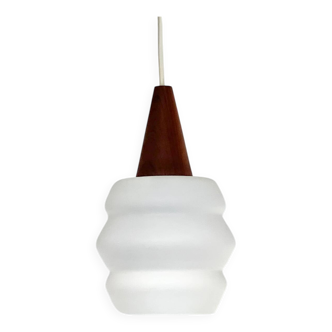 Scandinavian opaline pendant light by Louis Kalff for Philips