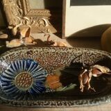 Marguerite-like sandstone pocket