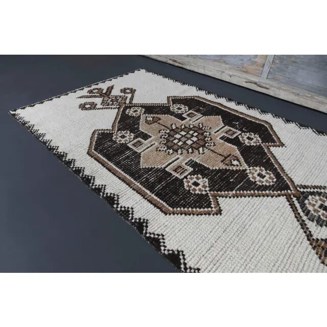 1970s Vintage Turkish Oushak Diamond Wool Runner 91x313