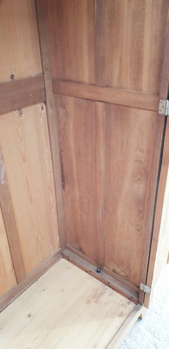 Vintage Parisian wardrobe