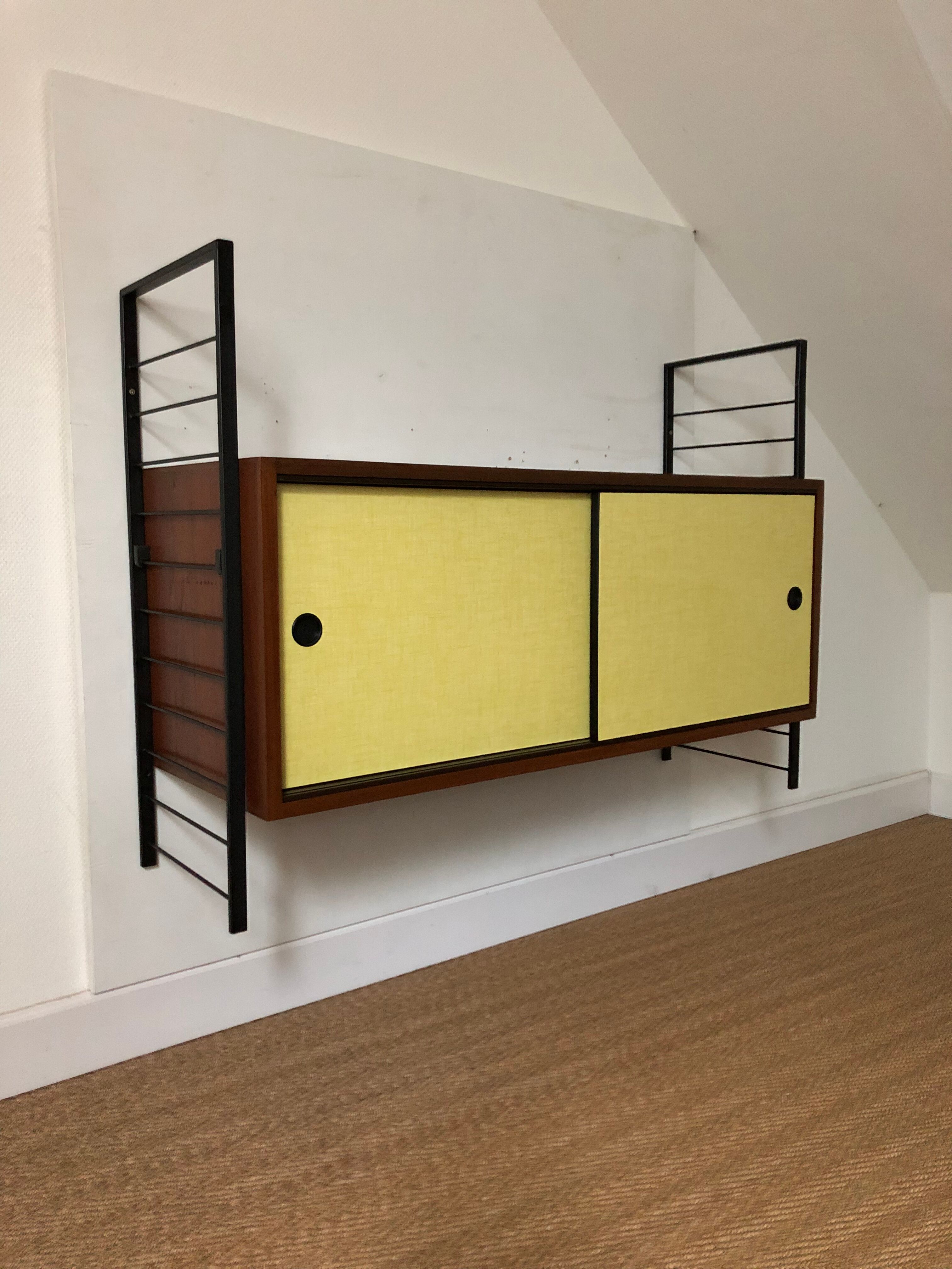 Wall-mounted sideboard