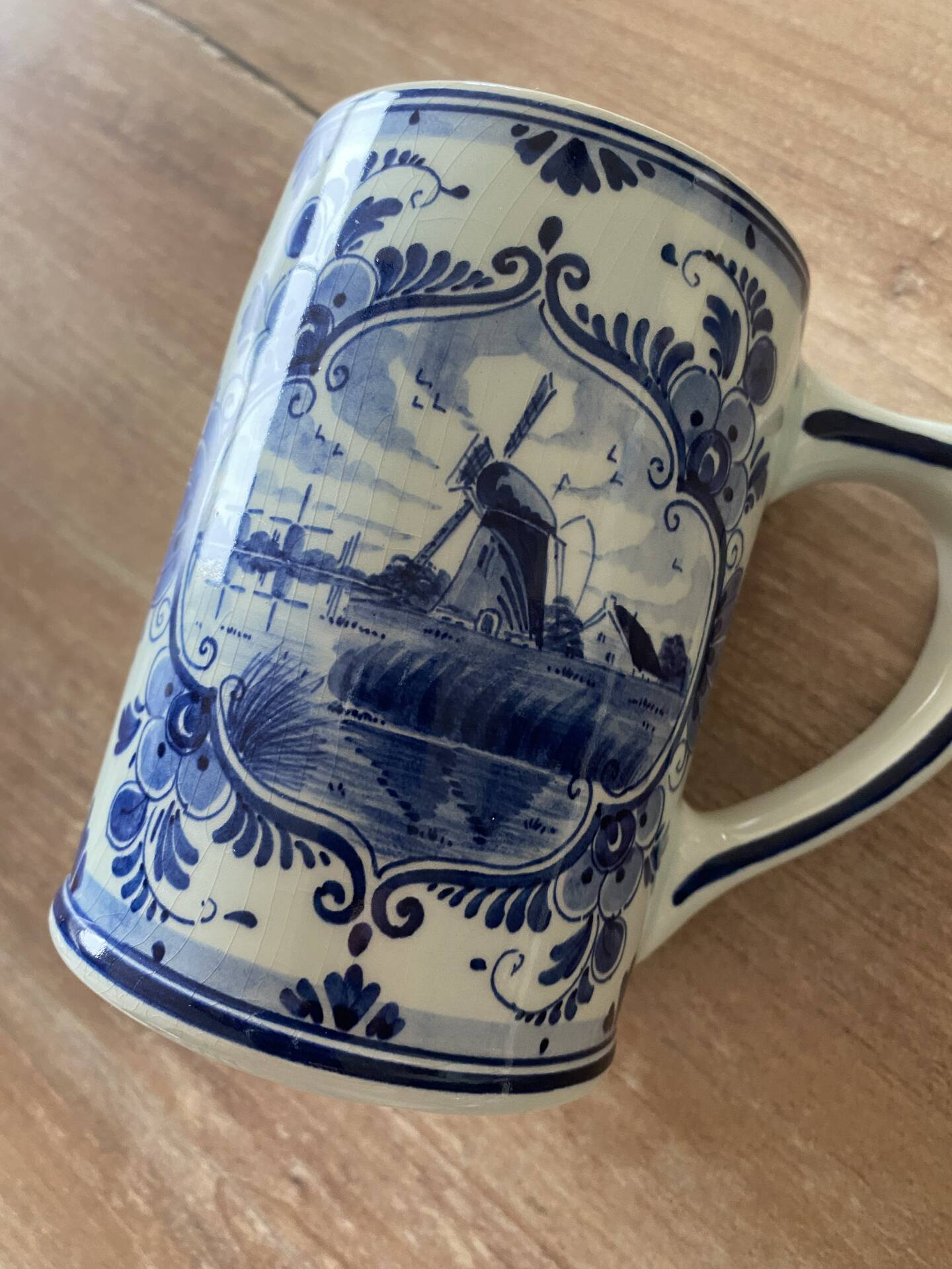 Delft Blue hand-painted cup - Made in Holland (8×12 cm)
