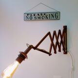 Accordion wall lamp luminaire