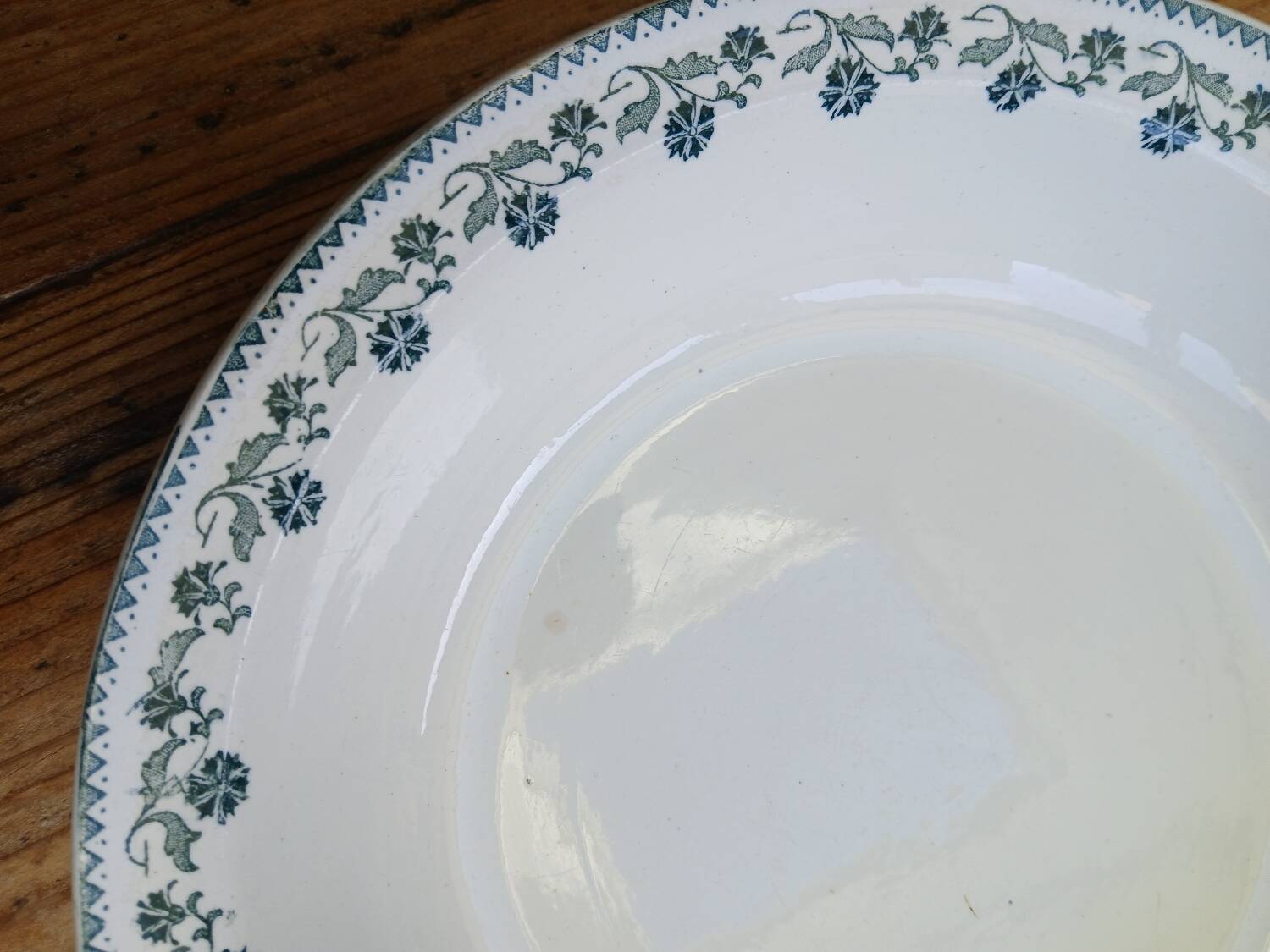 Round dish Moulin des Loups, Georgette model