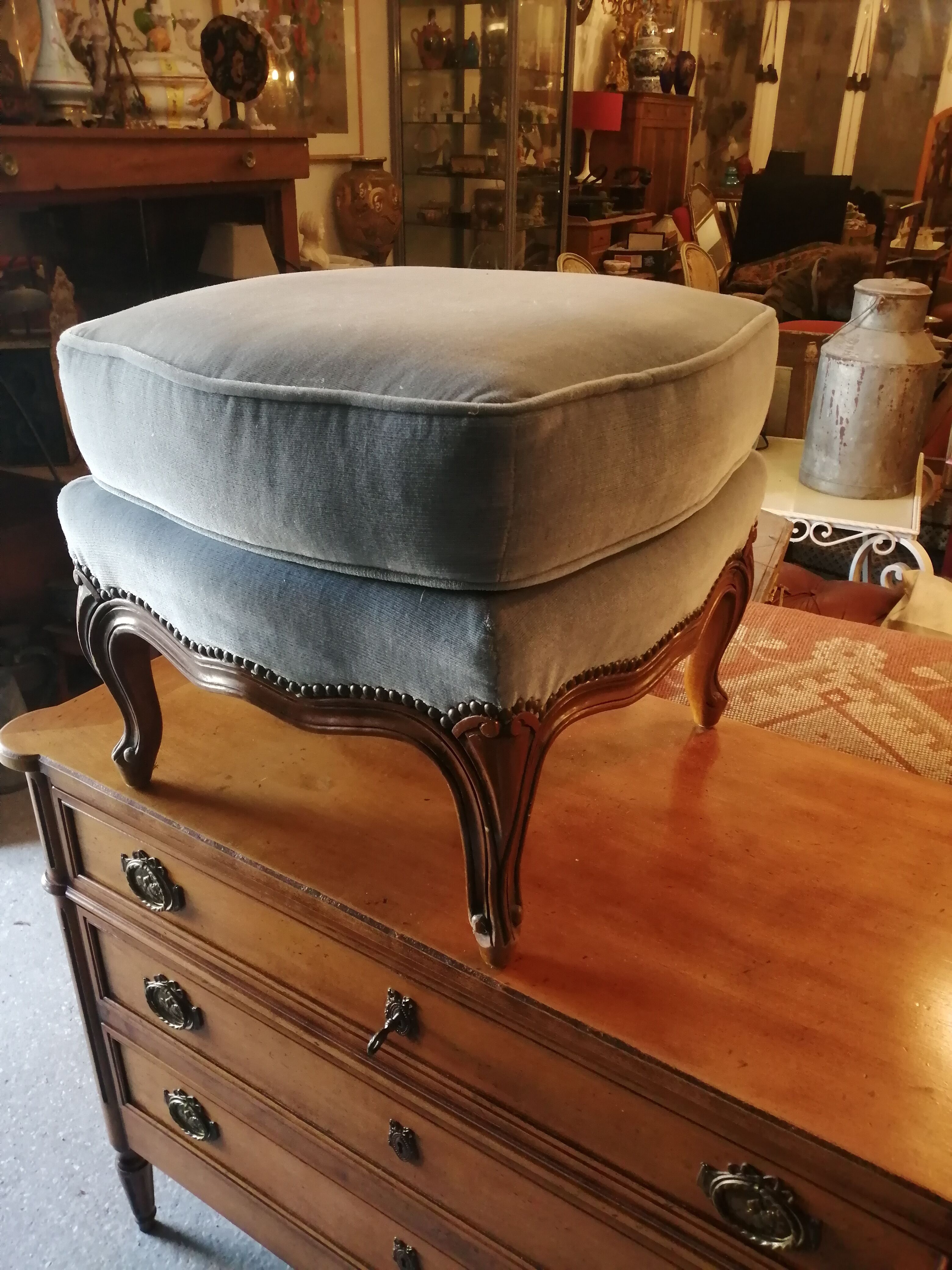 Foot rest stool Louis XV velvet