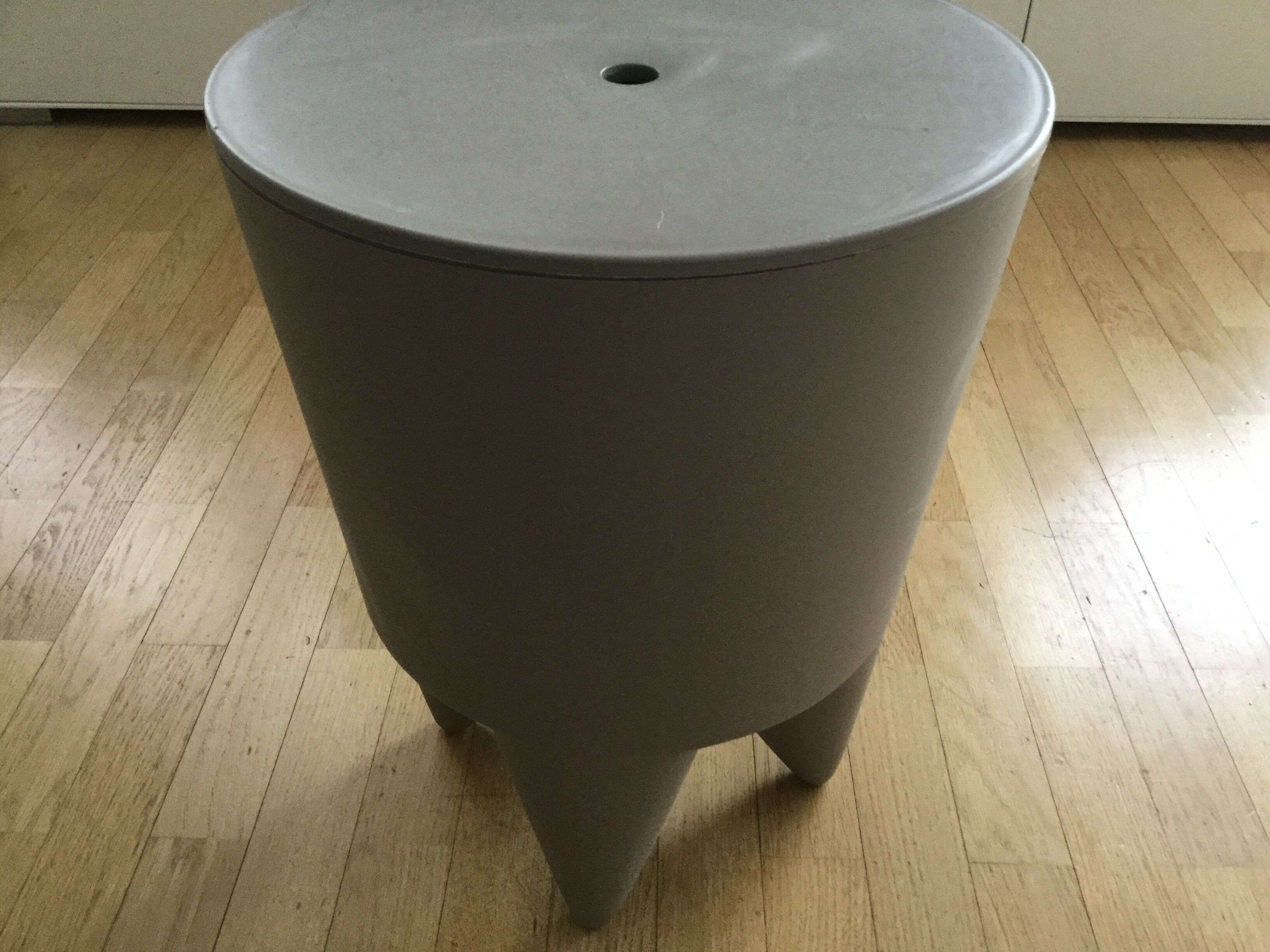 Tabouret bubu by designer Philippe Starck