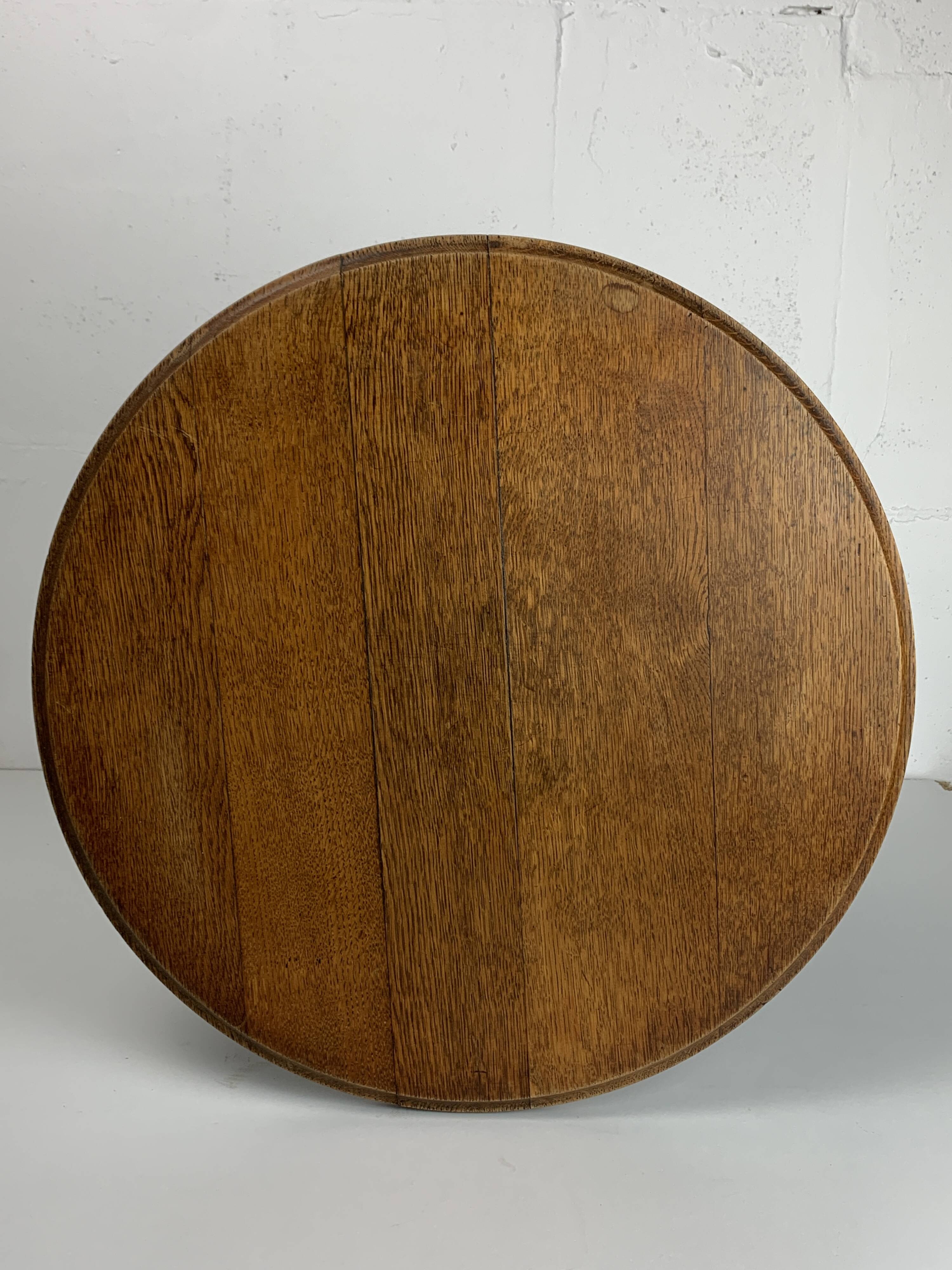 Table d'appoint en bois tourné brutaliste français de style Charles Dudouyt, France, années 1940