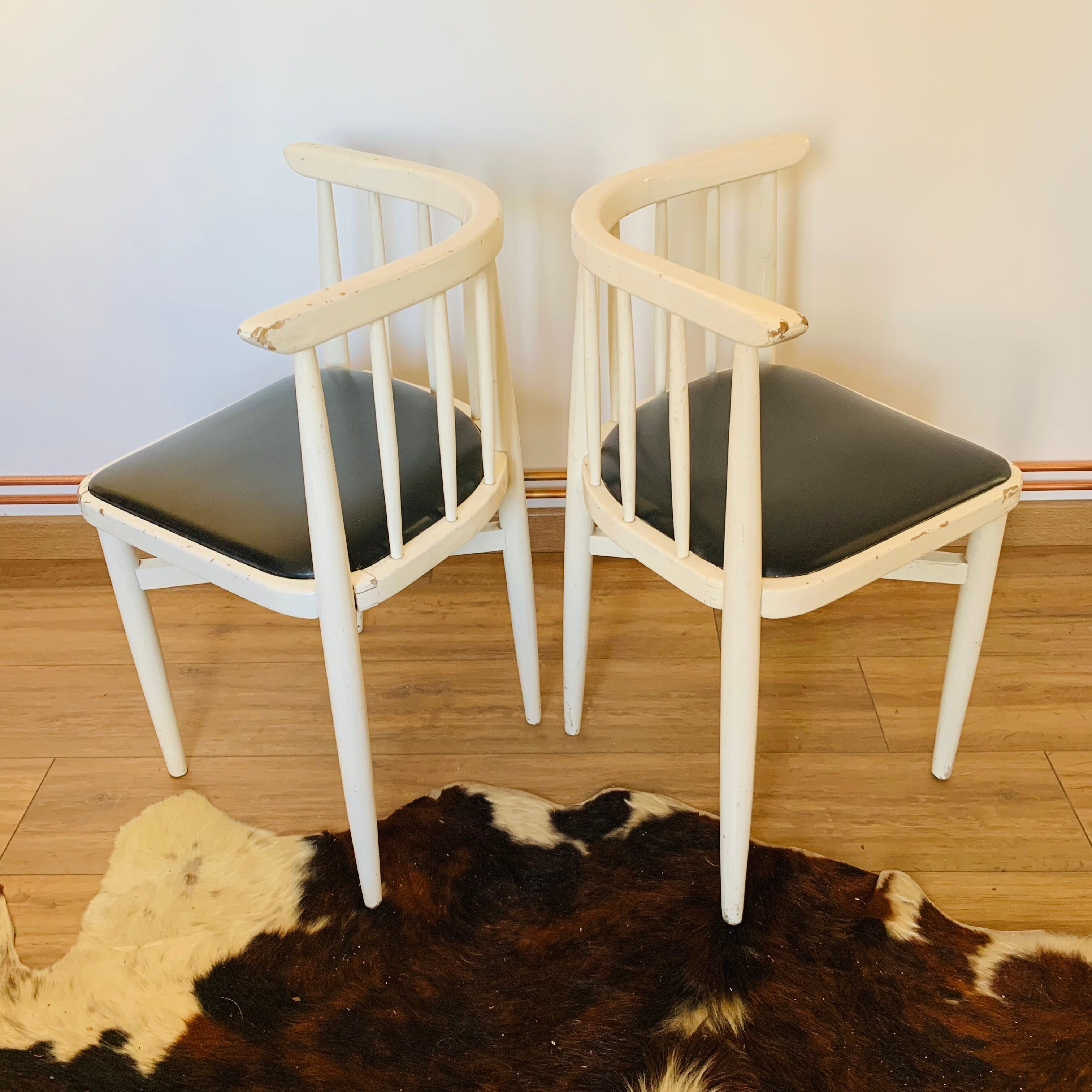 Pair of Thonet corner chairs from the 60s