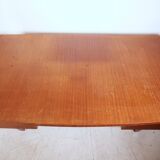 Executive desk model Boomerang standard from De Coene