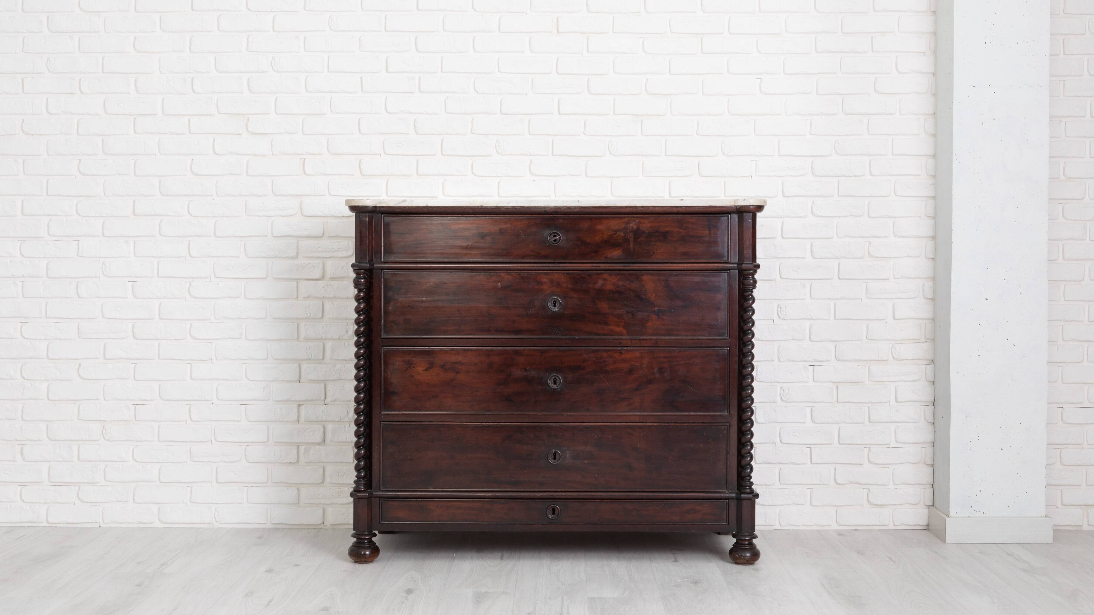 19th century walnut chest of drawers