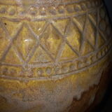 Jar in varnished sandstone