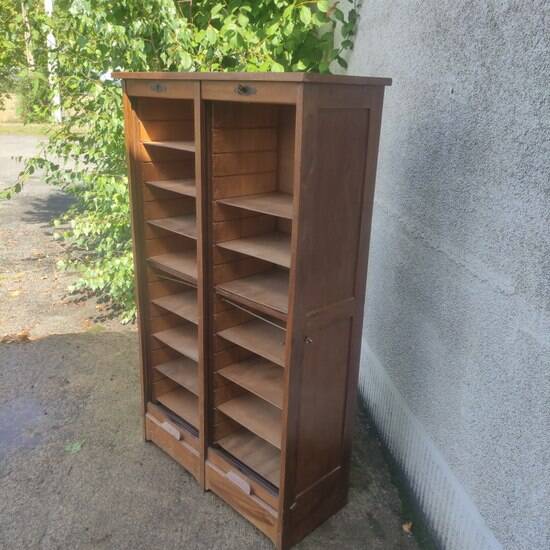 Double filing cabinet, curtain cabinet