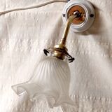 Art Deco wall sconce in porcelain, brass and crystal - early 20th century