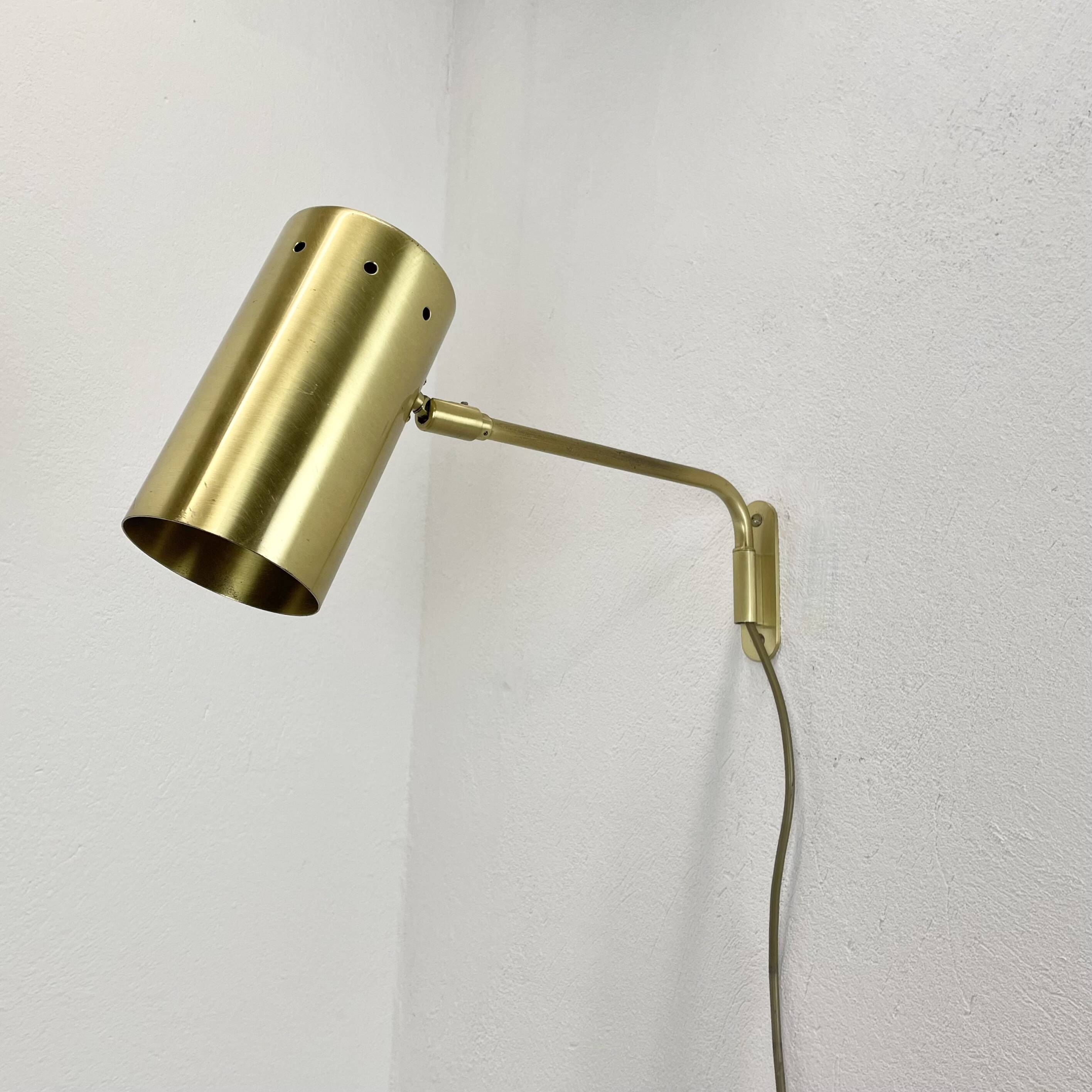 rare adjustable solid Brass Stilnovo Style Theatre spot Wall Light, Italy