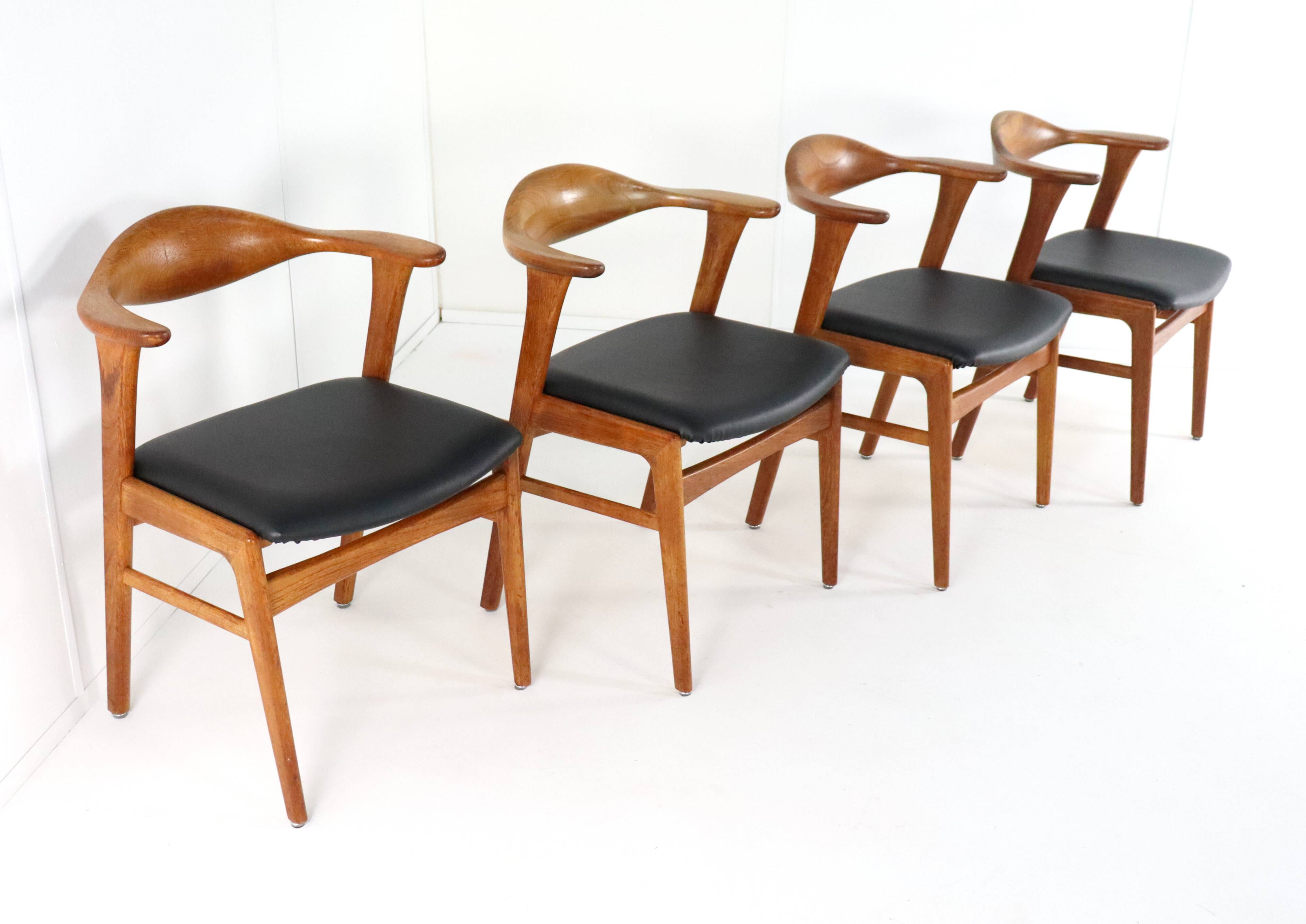 Set of 4 Erik Kirkegaard Hong stolefabrik chairs vintage model 49