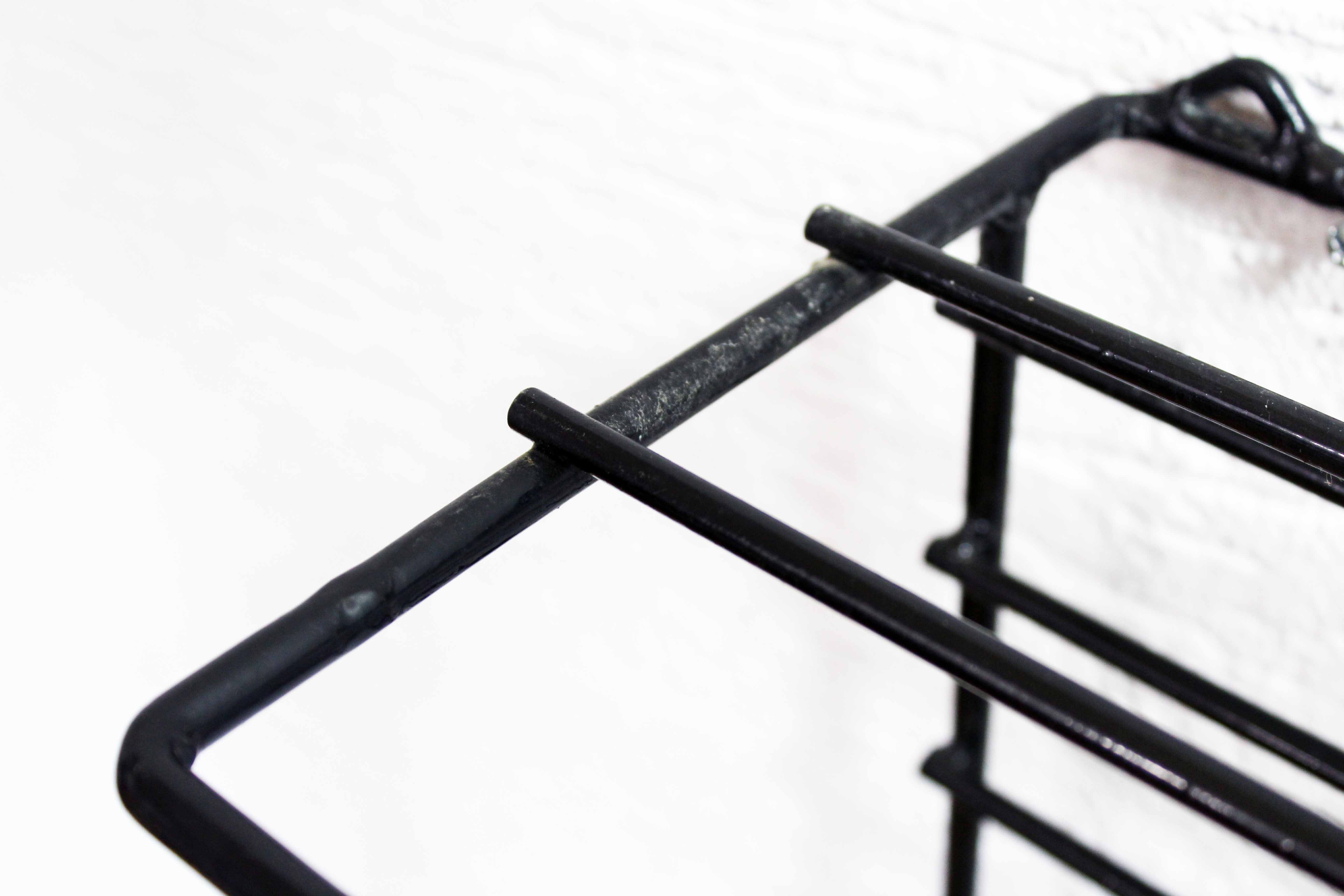 Wall coat rack with removable hooks