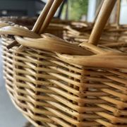 Serviteur / porte bouteilles en rotin naturel