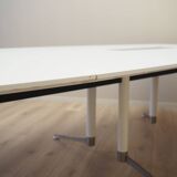 Table de conférence, design danois, 2016, designer : Paul Leroy, fabricant :