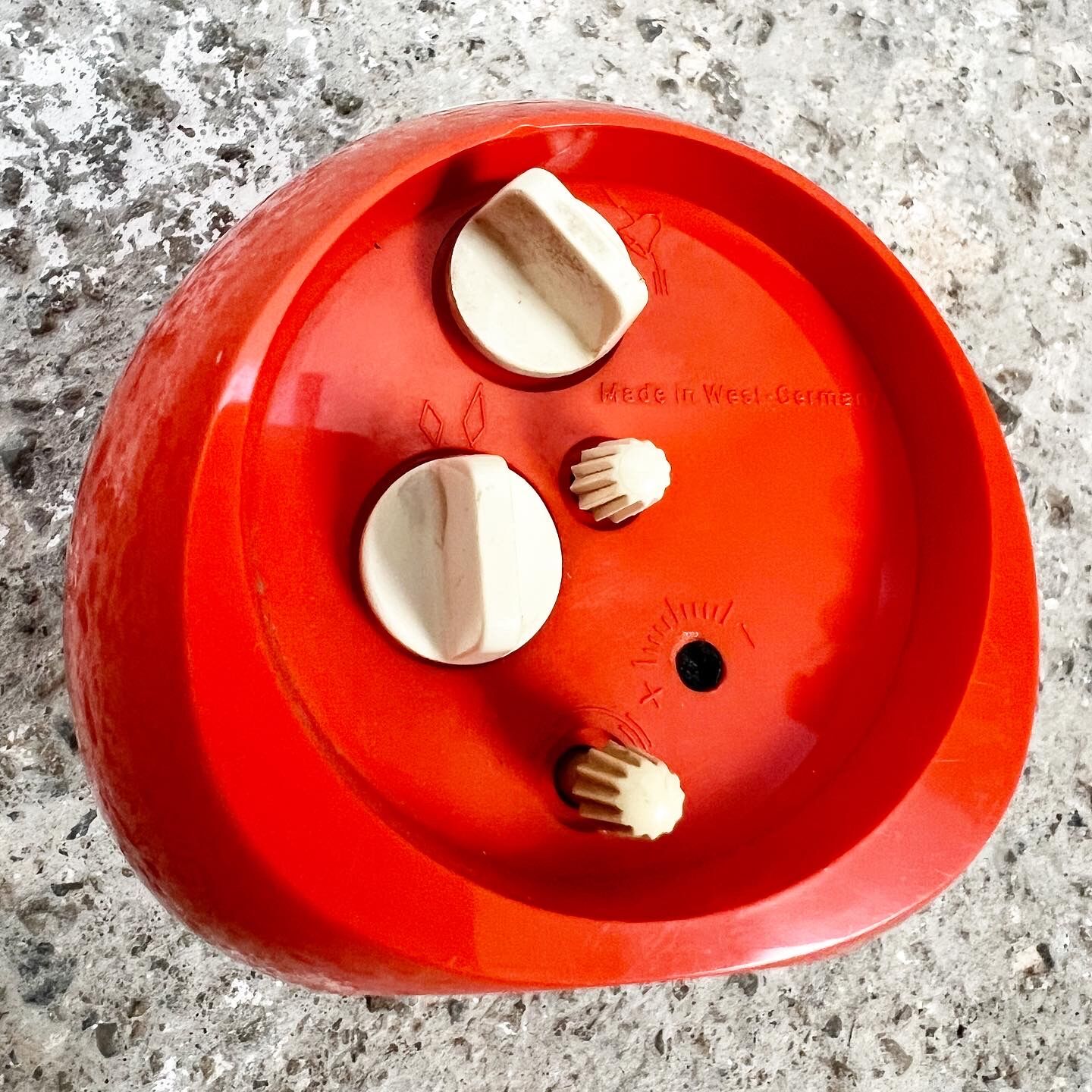 Vintage alarm clock Goldbühl orange