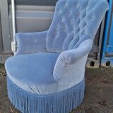 Napoleon III tufted armchair