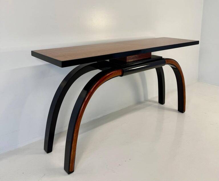 Italian 1940s Art Deco Console in Black Lacquer, Walnut and Maple Burl