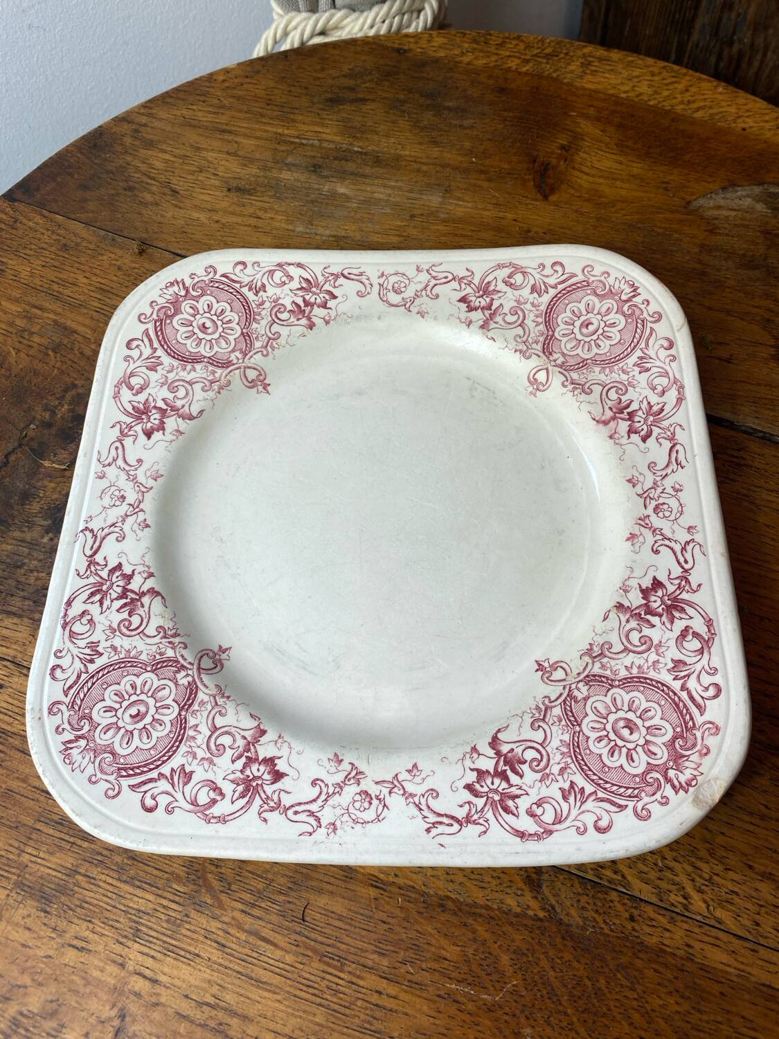 Square plate, ironstone, Medici collection, Longchamps