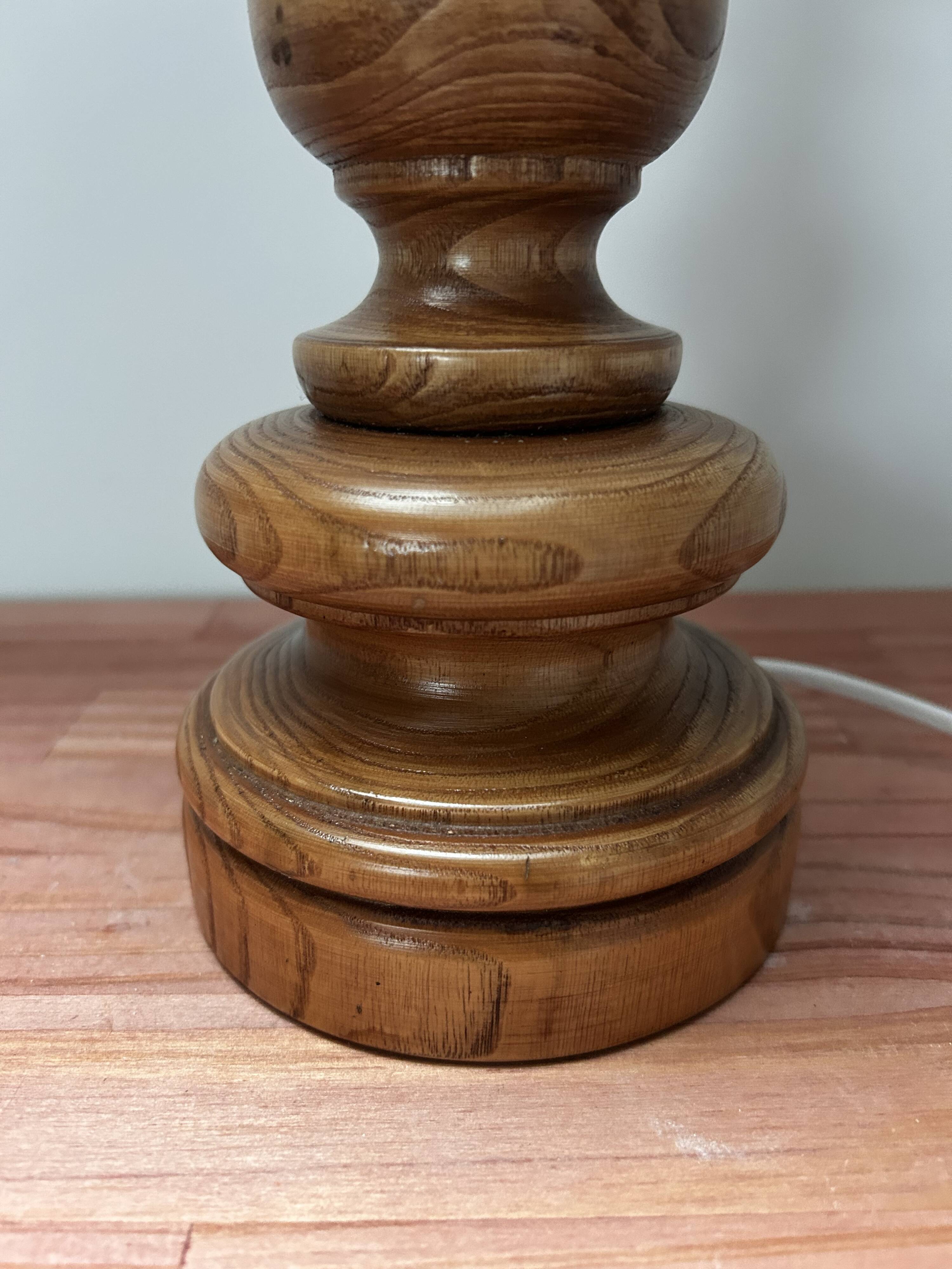 Lampe à poser pied vintage globe plissé