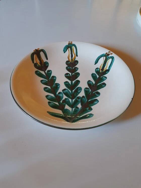 Robert Picault plate, floral decoration, 1960