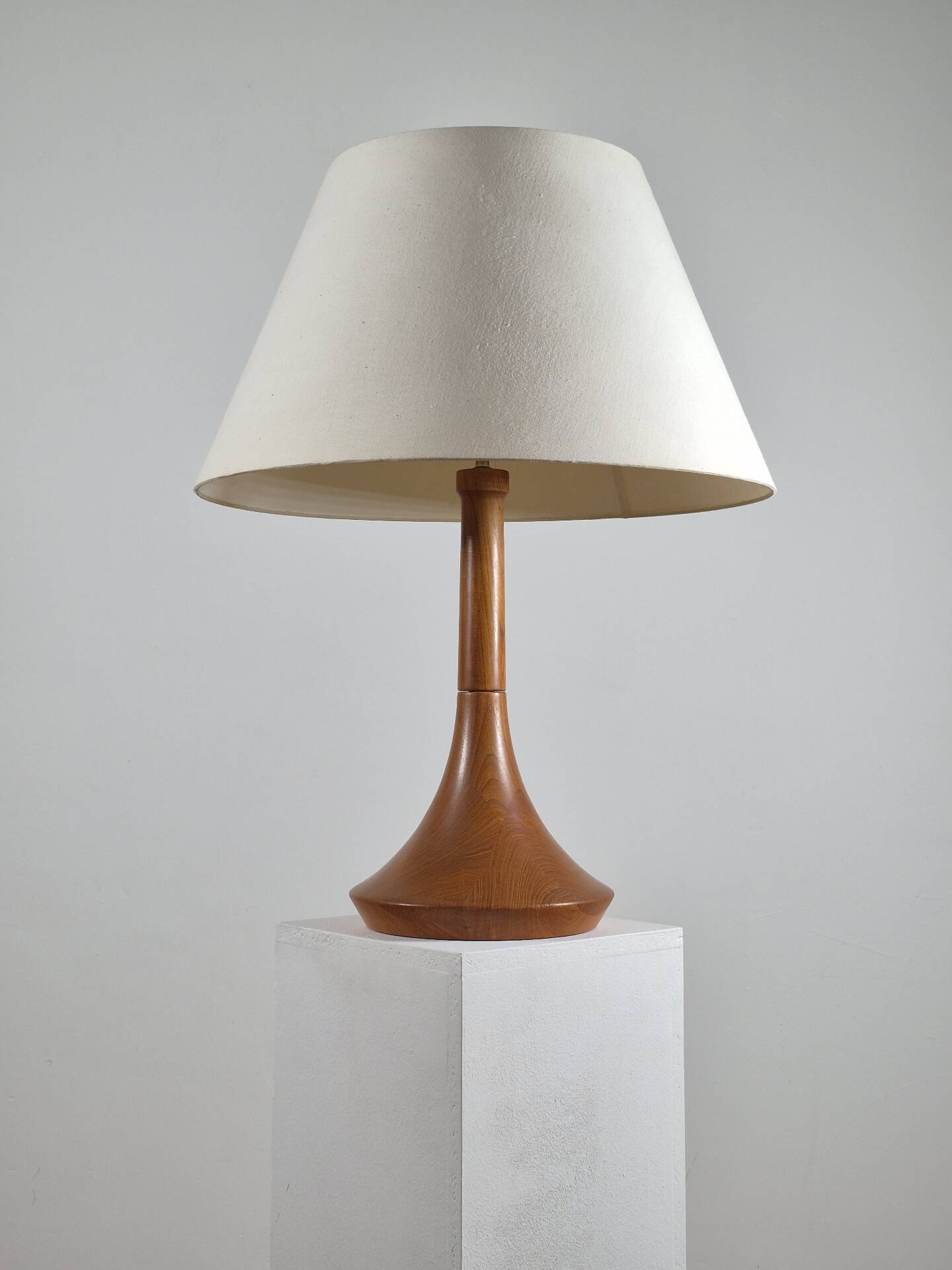 Lampe de table vintage danoise des années 50 scandinave