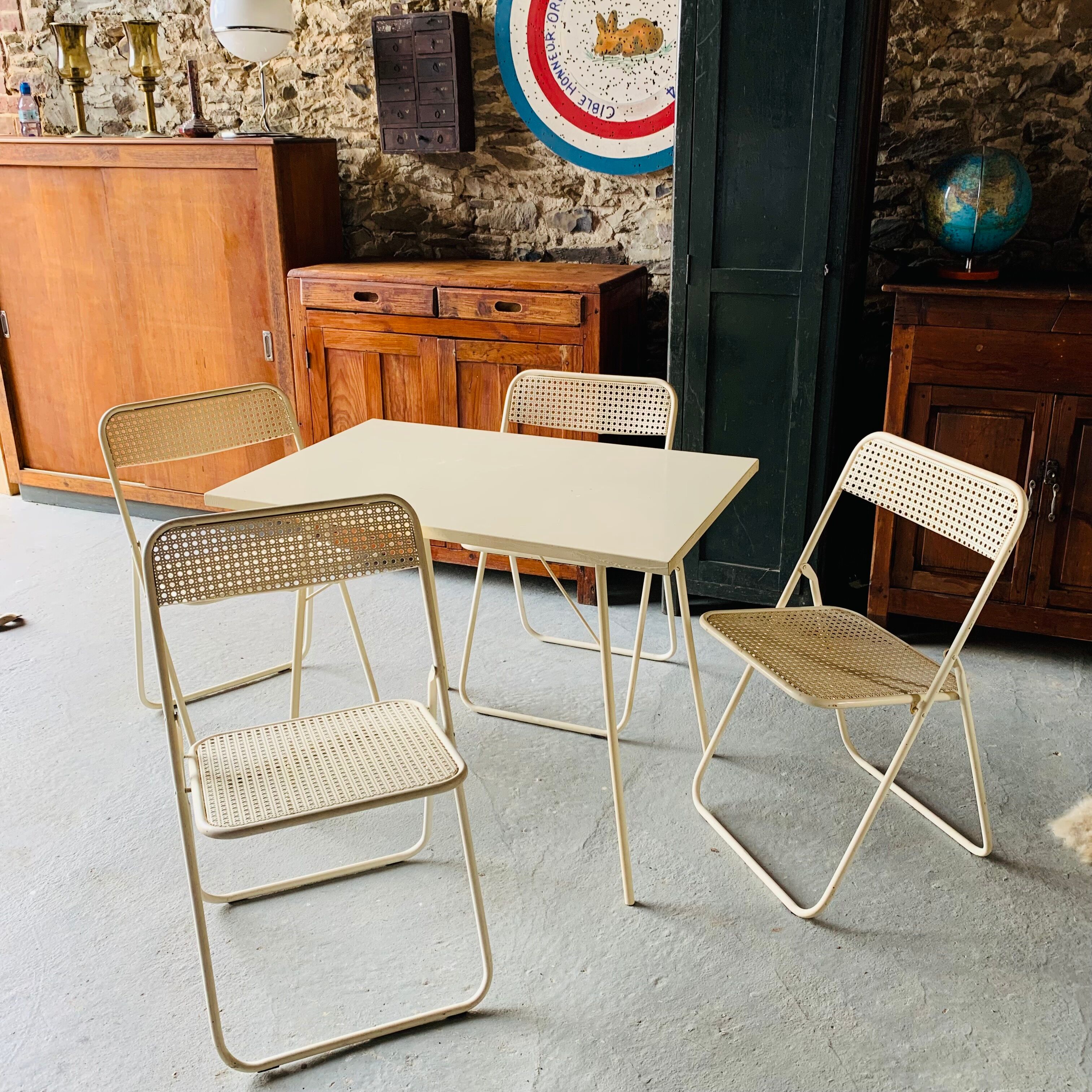 Set folding table and its 4 folding chairs perforated metal cream color - 70s