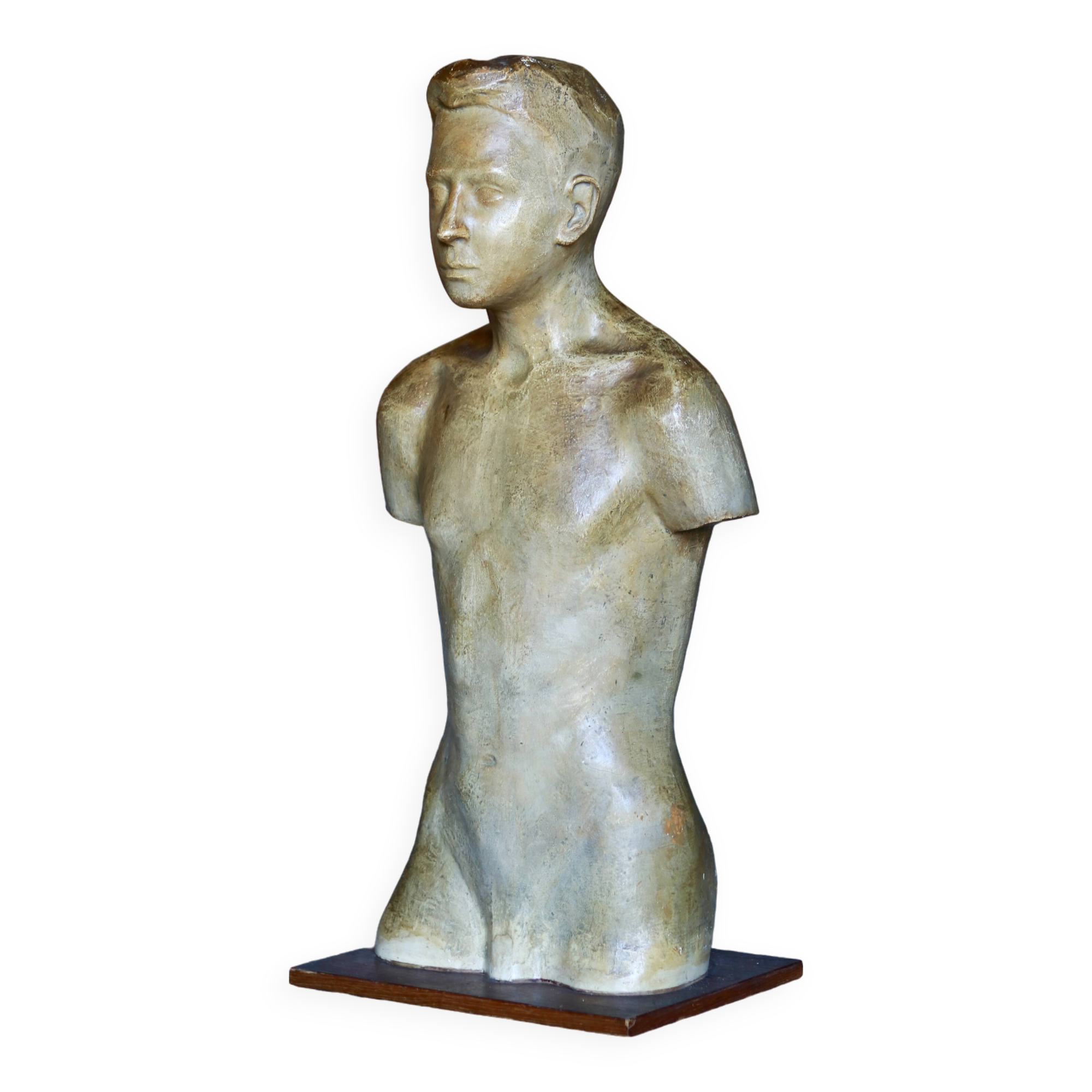 Buste de jeune homme Art Déco