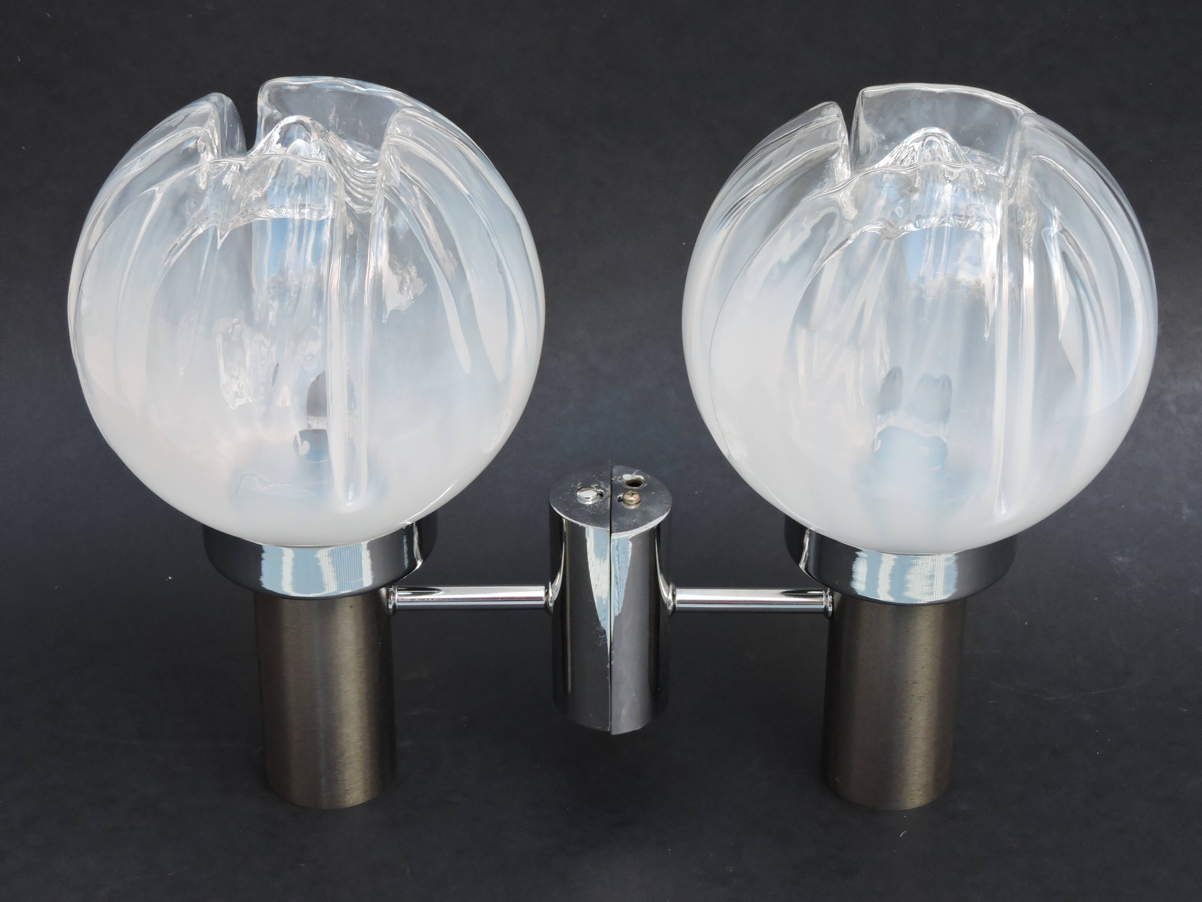 Pair of wall lamps Mazzega opalescent Murano Italy
