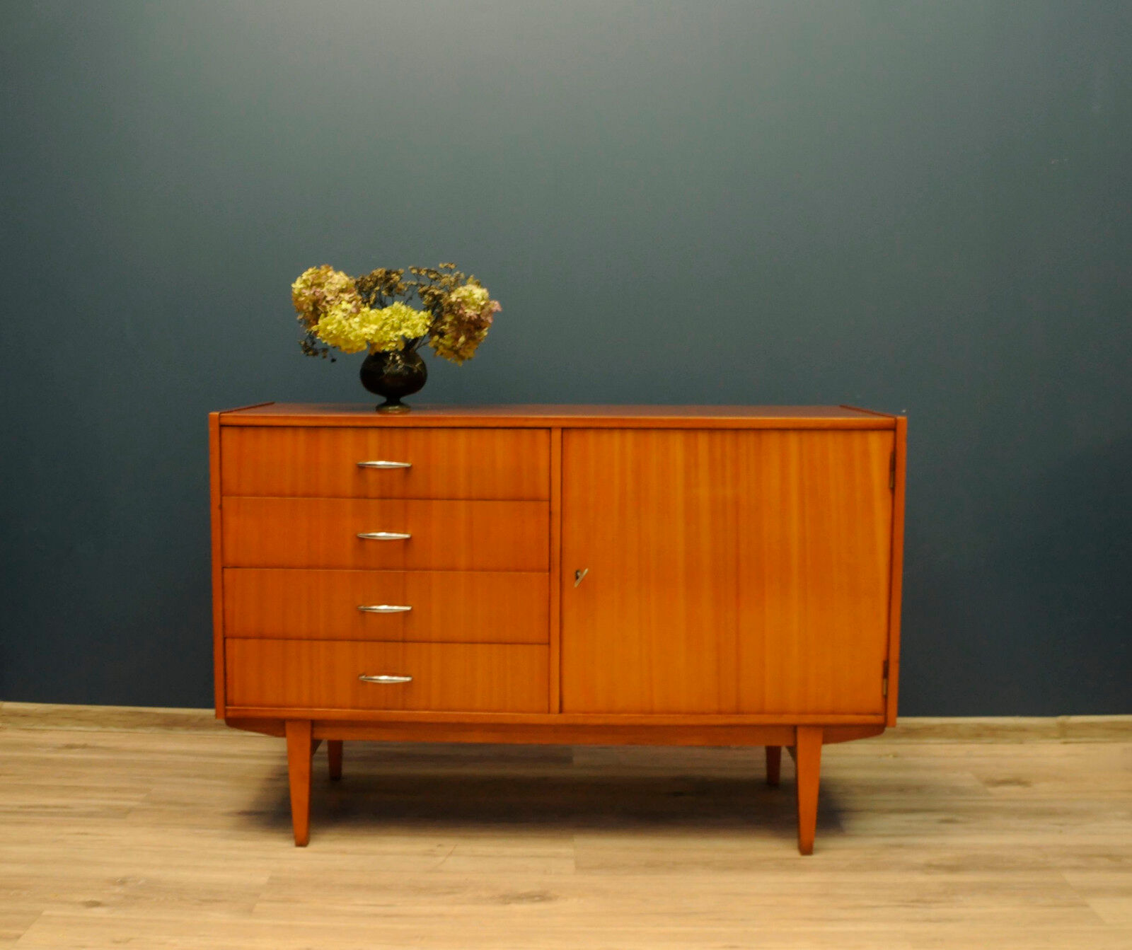 Commode Violetta République Populaire de Pologne PRL