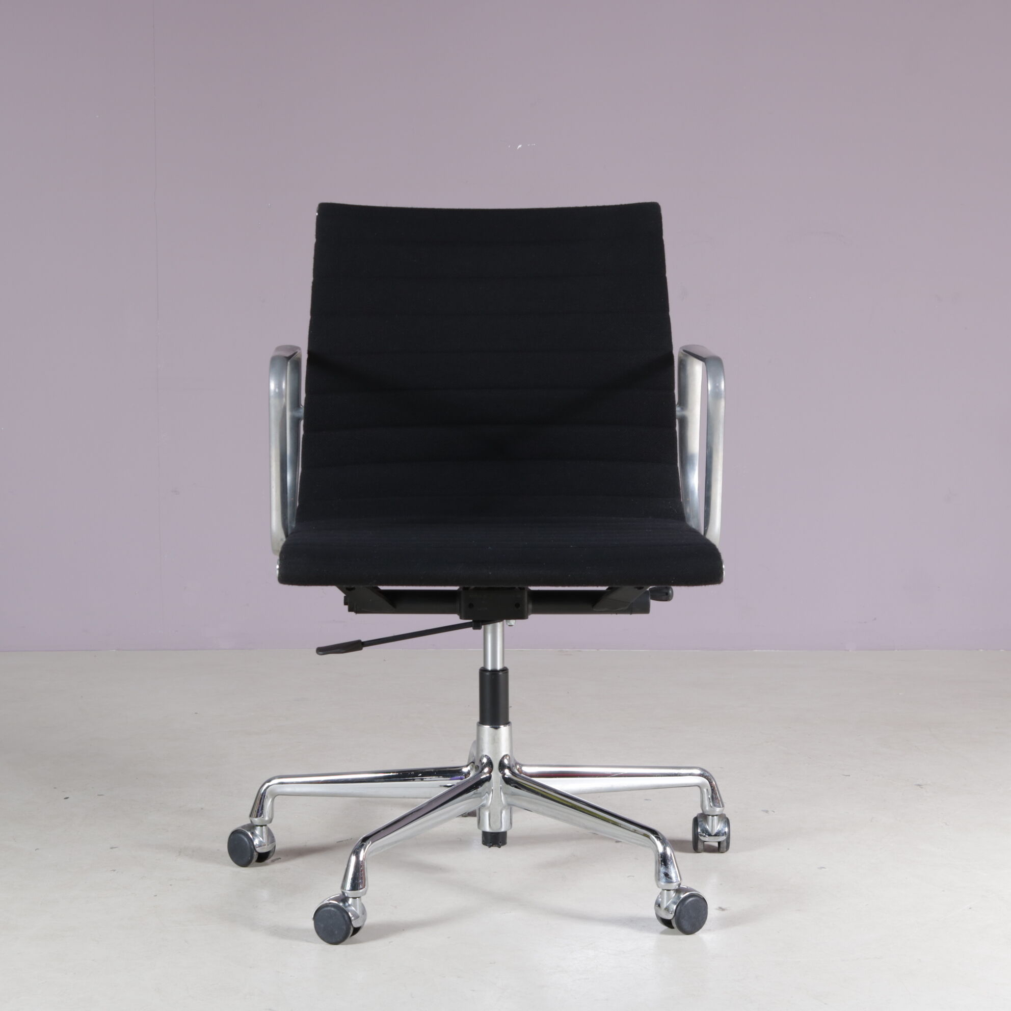 2000s “EA118” chair by Charles & Ray Eames for Vitra, Germany