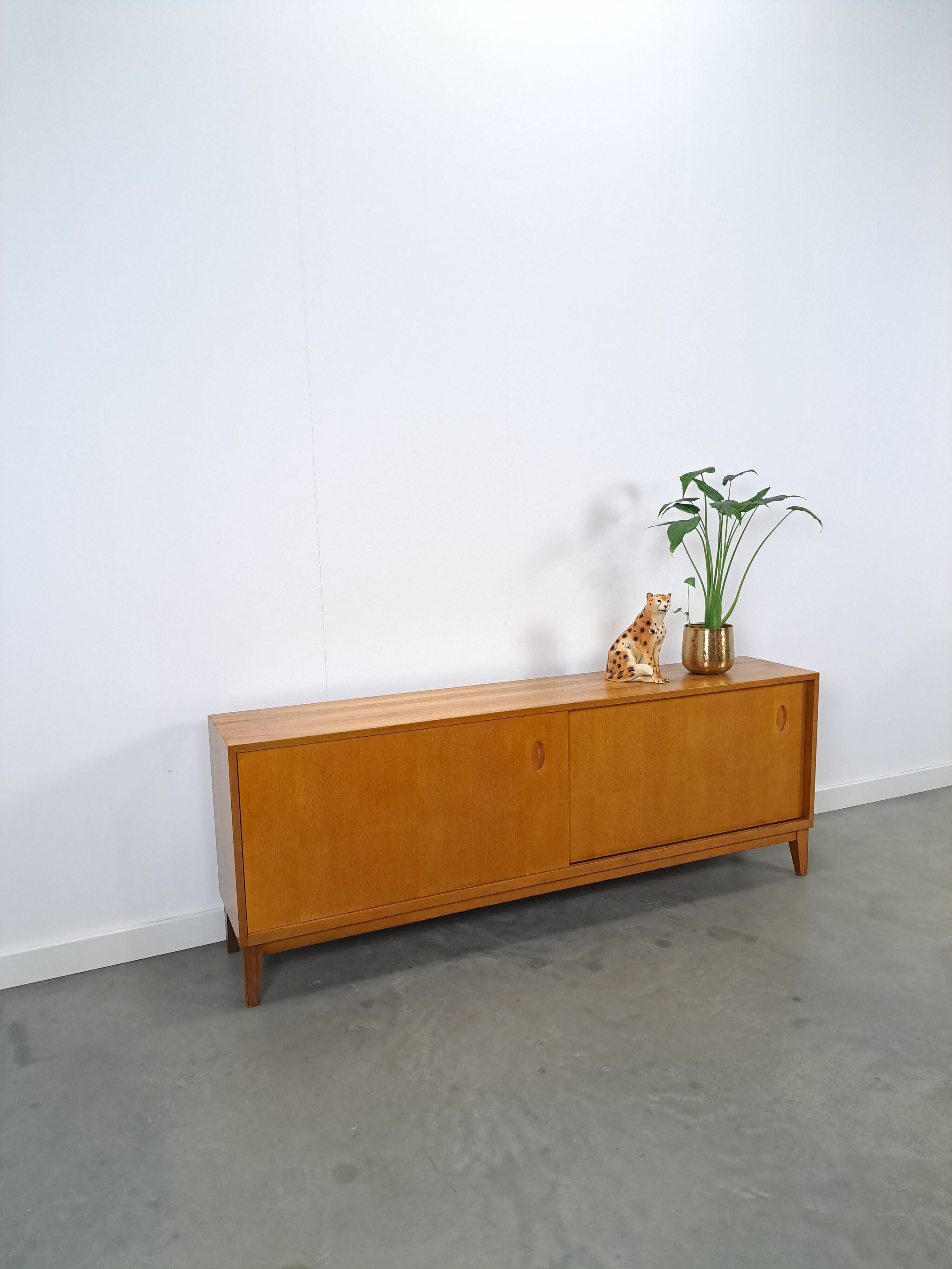 Design dressoir WK Möbel George Satink, tv meubel, nr. 1