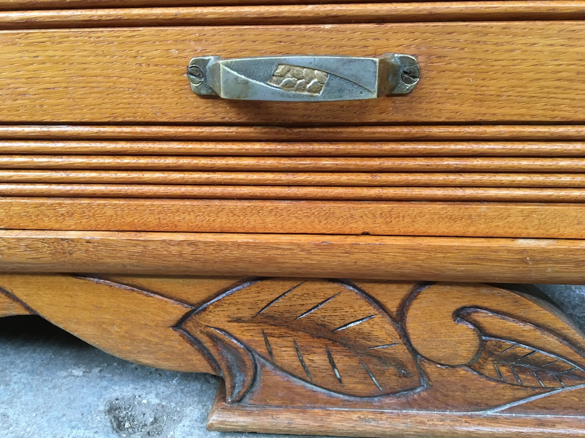 Asymmetrical parisian wardrobe