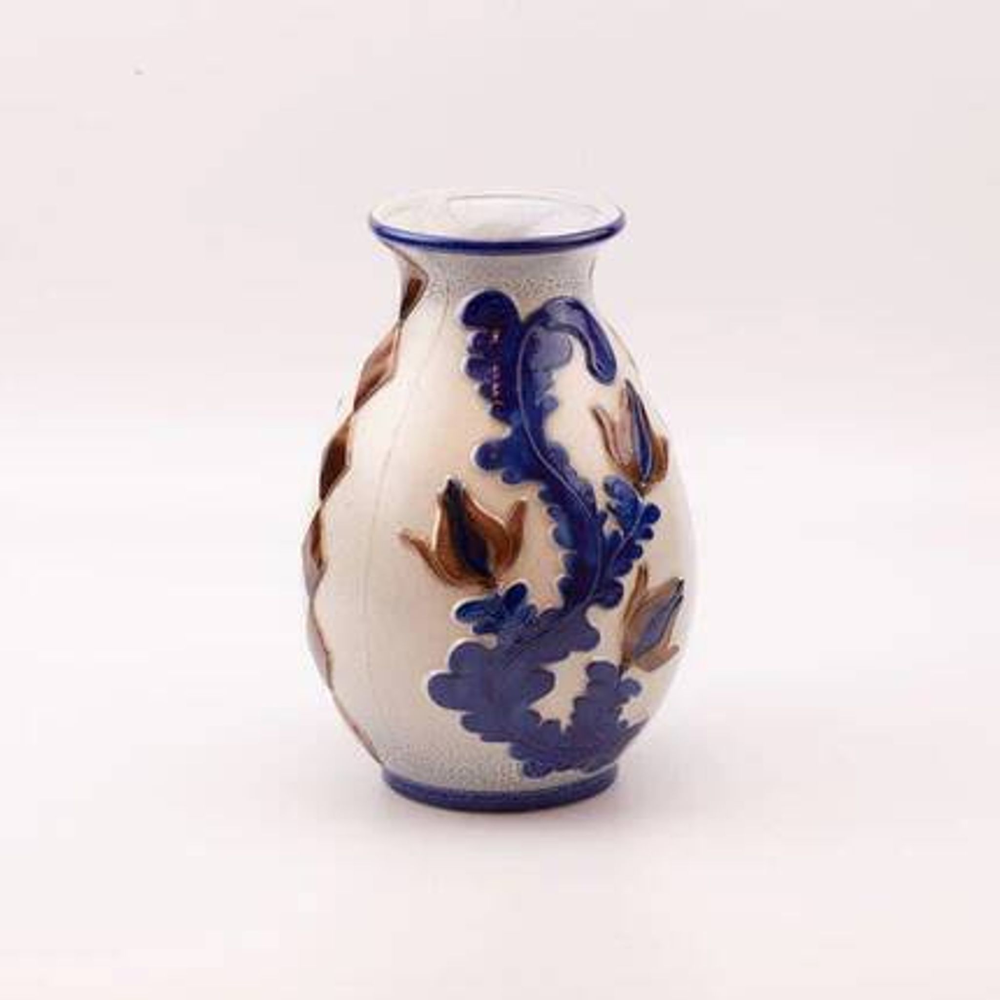 Vintage porcelain vase Knödgen Fine Ceramics