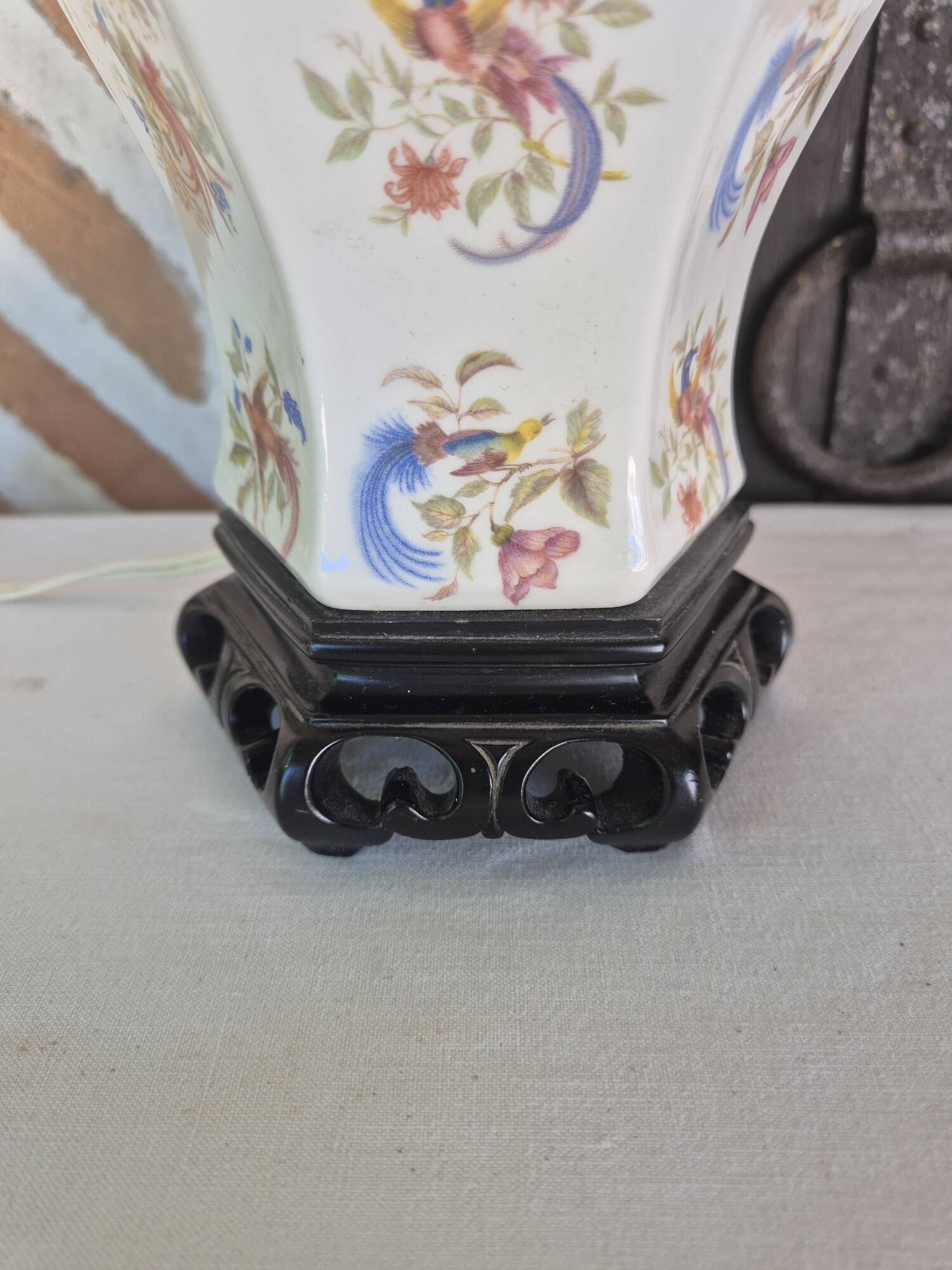 Asian lamp base 1980